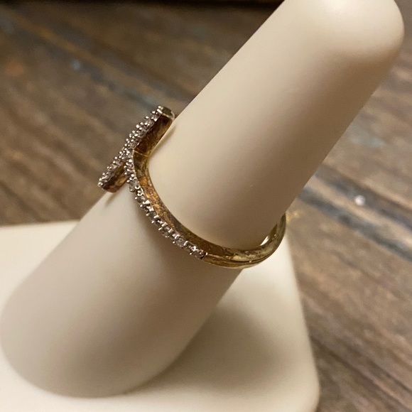 Diamond cross ring - Picture 6 of 7